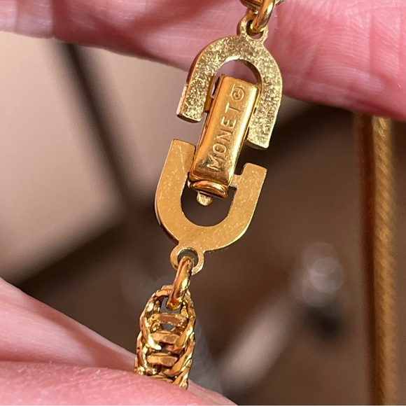 Monet Rare Vintage 1970’s Heavy Gold Lariat Bolo Mobwife Omega Chain Necklace - Picture 4 of 17
